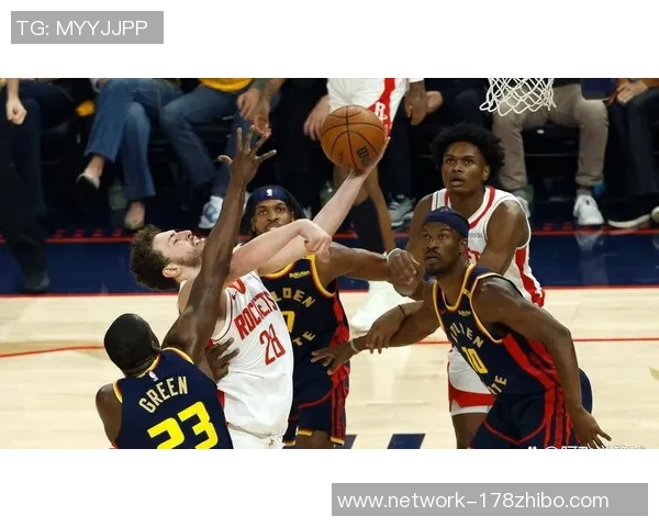 2009年火箭队与湖人队激战回顾：经典对决与精彩瞬间分析